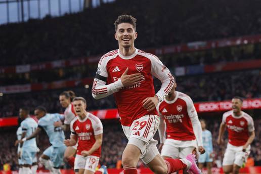 VIDEO Arsenal - Burnley 1-0: 'Topnici' na mali korak do titule!