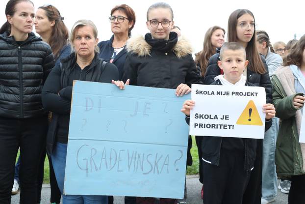 Zagreb: Roditelji OŠ Dragonožec organizirali novi mirni prosvjed