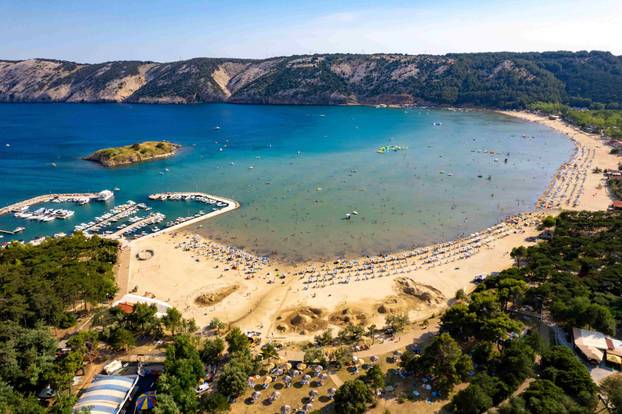 FOTO Festival pješčanih skulptura na Rabu: Tritonova banda proglašena najboljom