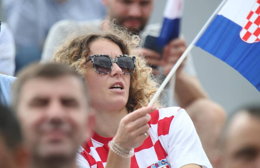 Navija se i sa stijene! Perišić emotivan: Dali ste nam snagu