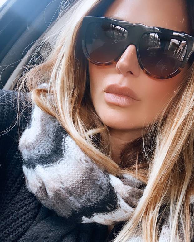 FOTO Fatalna brineta poljuljala je brak zvijezdi Chelseaja. Stala između kolega iz reprezentacije