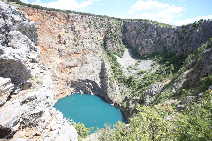 Dotaknuo dno Crvenog jezera: 'Ovo su mogle samo  legende!'