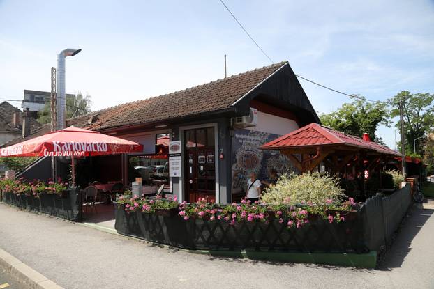 Sisak: Pe&ccaron;enjara Petica