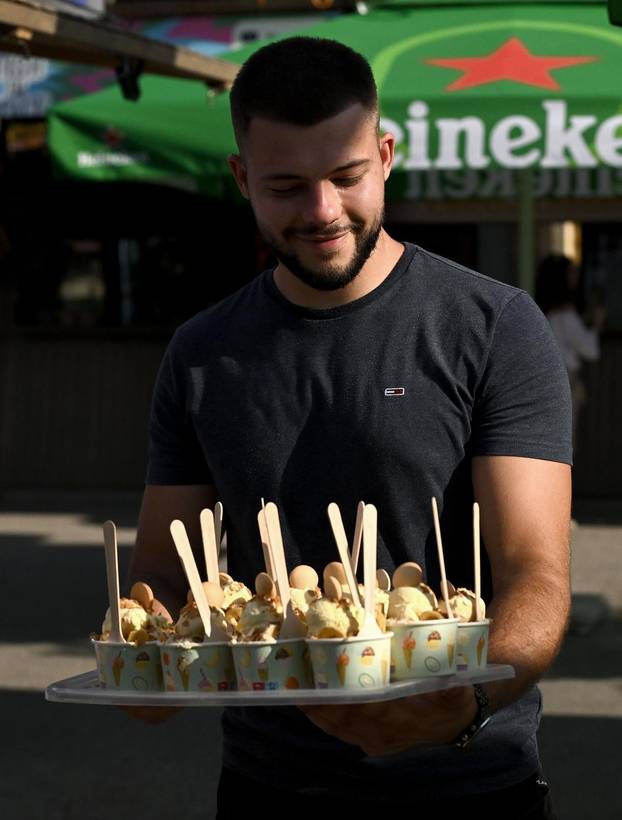 Zagreb: Fuliranje Summer Oasis