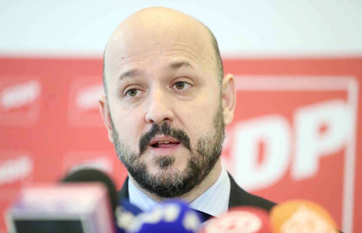 Maras: U HDZ-u kukaju, izjava Plenkovića je 'shit of the year'
