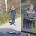 VIDEO Poštar iz jarka spasio malo janje: Ovčica se nije htjela maknuti s ceste bez njega...
