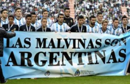Argentinci provocirali Engleze političkom porukom u La Plati