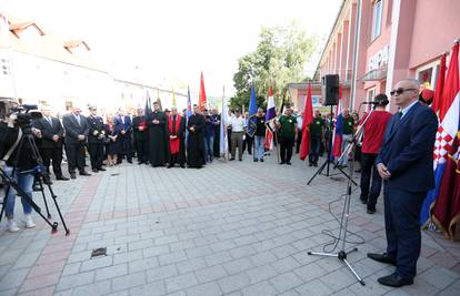 Središnji trg u Ogulinu od danas je Trg Petra Stipetića