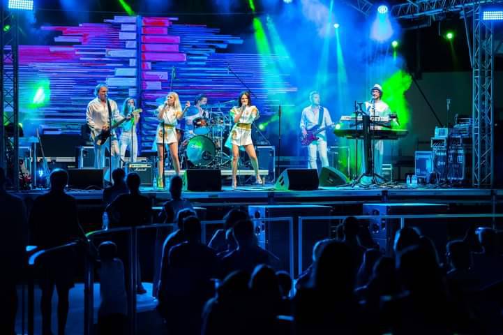 ADVENT U AKADEMIJI: Provedite Badnjak uz hitove ABBA-e i ABBA Real Tribute Band!