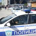 Djevojka (24) no&zcaron;em nasrnula na policajca u centru Beograda! Policajac je propucao u nogu...