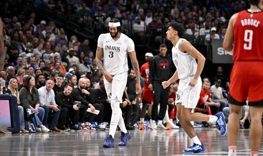 Davis došao u Dallas i odmah se ozlijedio te mora pauzirati...