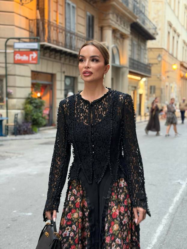 FOTO Severina opet putuje: Evo gdje je sada i što je odjenula za izlazak: 'Predivno stvorenje!'