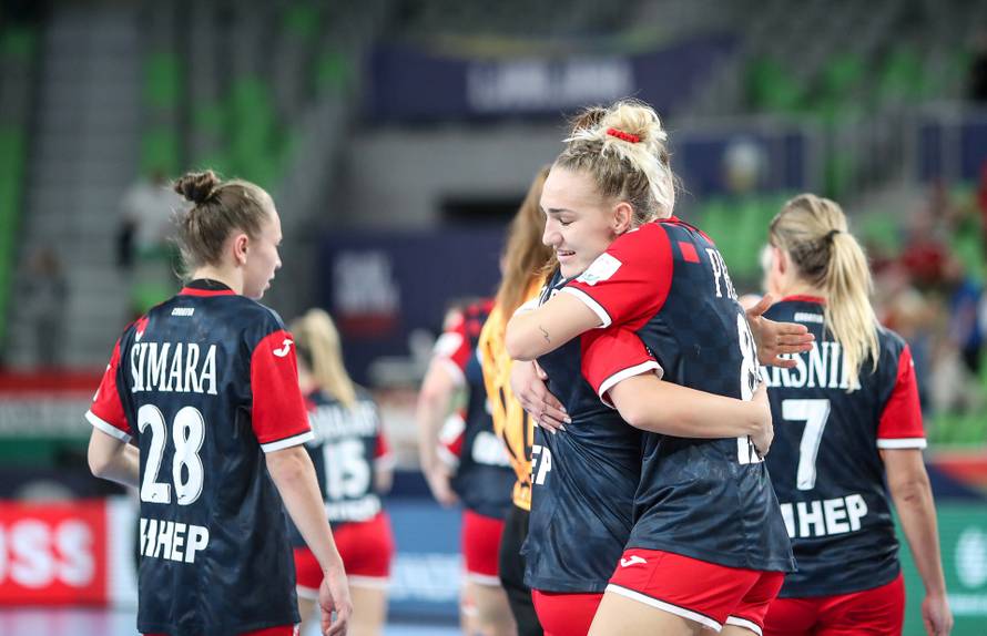 Ljubljana: Utakmica rukometašica Hrvatske i Švicarske na Europskom prvenstvu