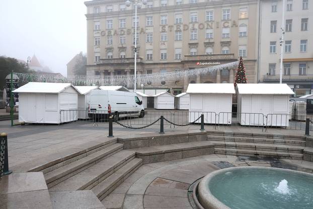 Zagreb: Pripreme za početak Adventa u Zagrebu