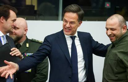 Šef NATO-a: EU i SAD trebaju dijeliti teret pomoći Ukrajini