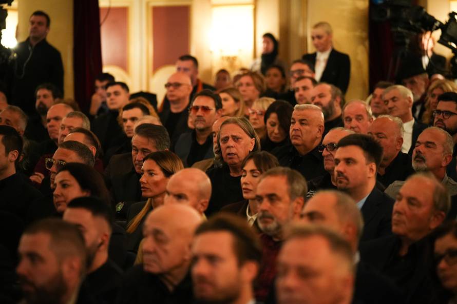 FOTO Emotivna komemoracija: O Halidu pričali njegovi bližnji, mnogi nisu mogli sakriti suze...