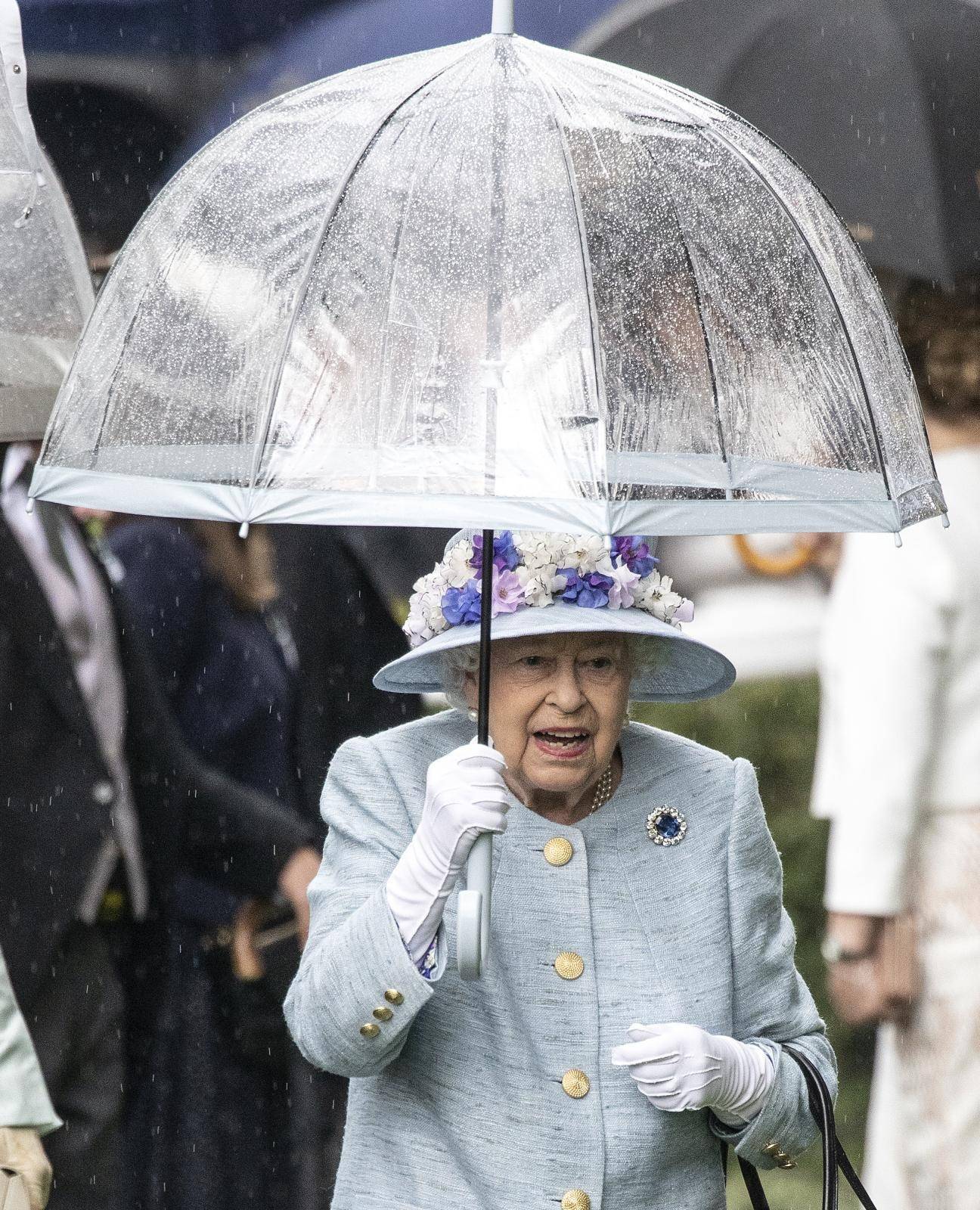 Queen at Royal Ascot day 2