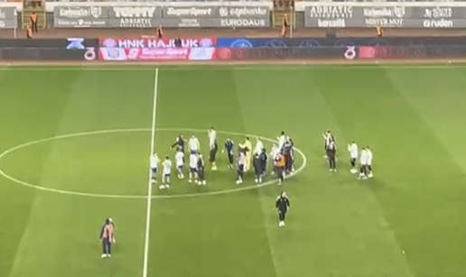 VIDEO Pogledajte kako su Torcida i Armada ispratili igra&ccaron;e
