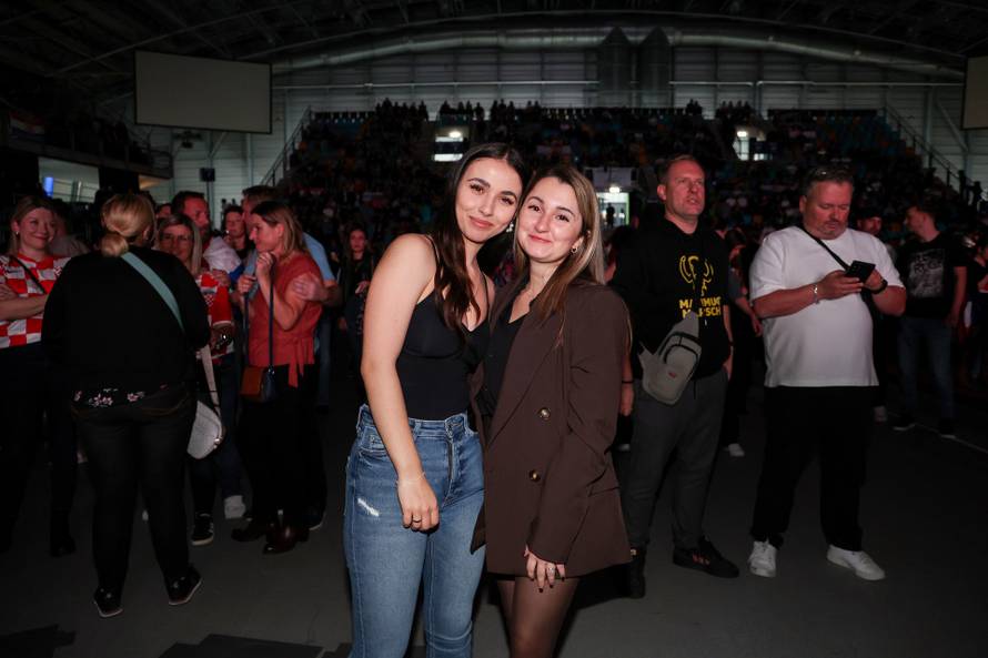 Frankfurt: Hrvatska noć u Suwag Energie Areni