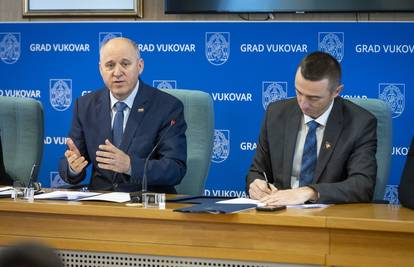 Branko Bačić tvrdi: Većina je stabilna; Penava odgovara: Ne moramo biti dio većine ako…
