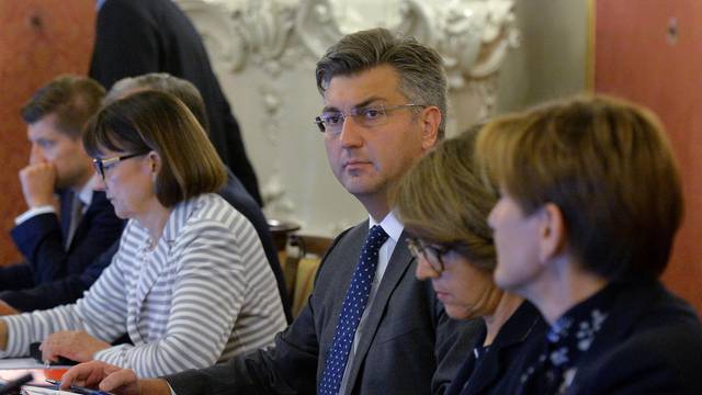 Plenković: 'Žao mi je što Cerar ne dolazi, ja ga i dalje pozivam'