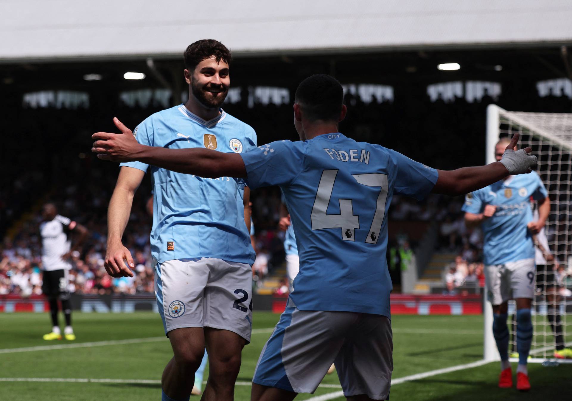 Premier League -  Fulham v Manchester City