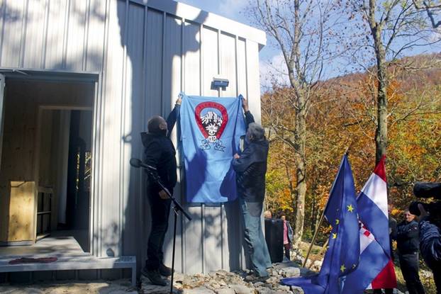 FOTO Na Velebitu otvoreno novo planinarsko sklonište Skorpovac