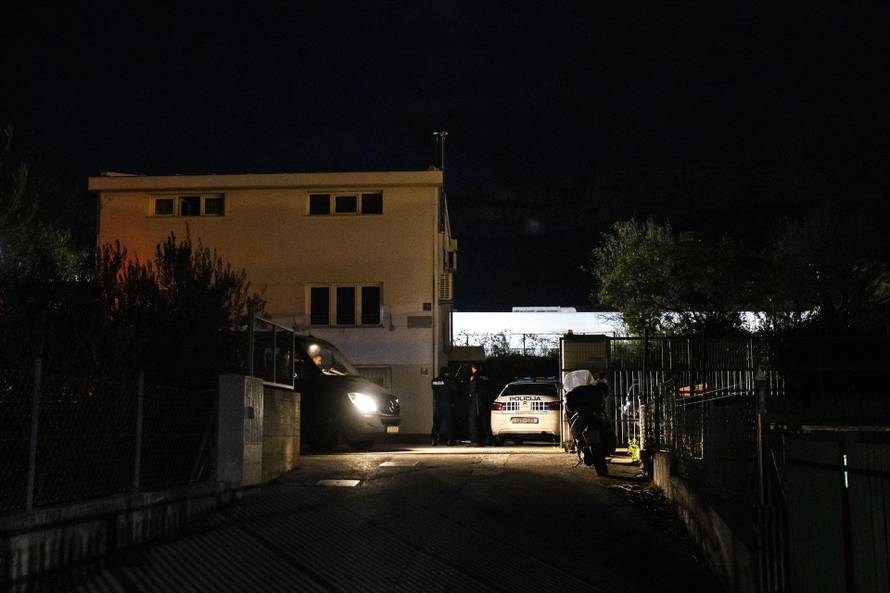 Solin: U požaru garažne radionice poginuo muškarac