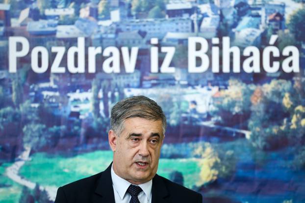 Sarajevo: Gradonačelnik Bihaća Suhret Fazlić održao konferenciju za medije o migrantskoj krizi