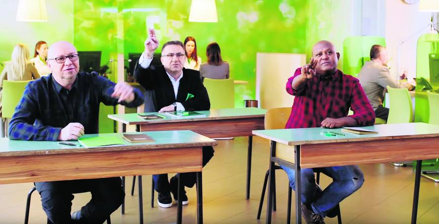 Zuhra o Večernjoj školi: Plaćali su samo Pervana, ostale nisu