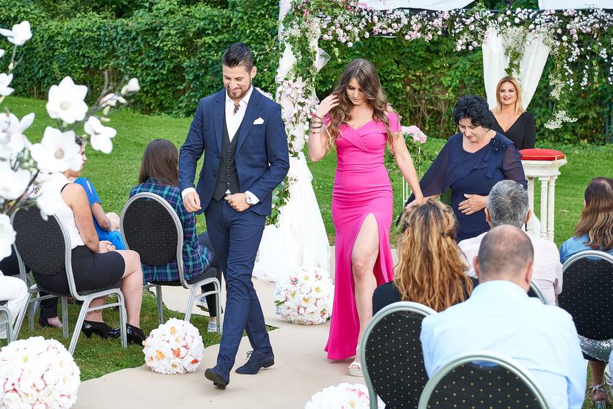 Pale su dvije prosidbe u finalu, a cure ljute: 'Nije bio vrijedan'