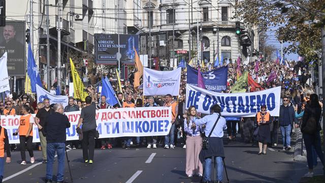 Beograd: Prosvjed prosvjetnik radnika, diljem Srbije štrajk u školama