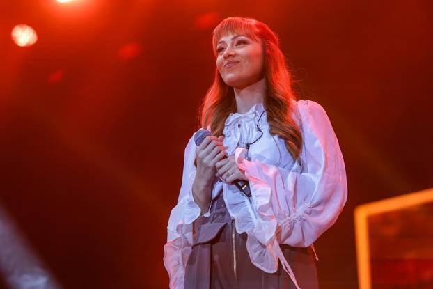 Zagreb: U Areni Zagreb održan koncert "Progledaj srcem"