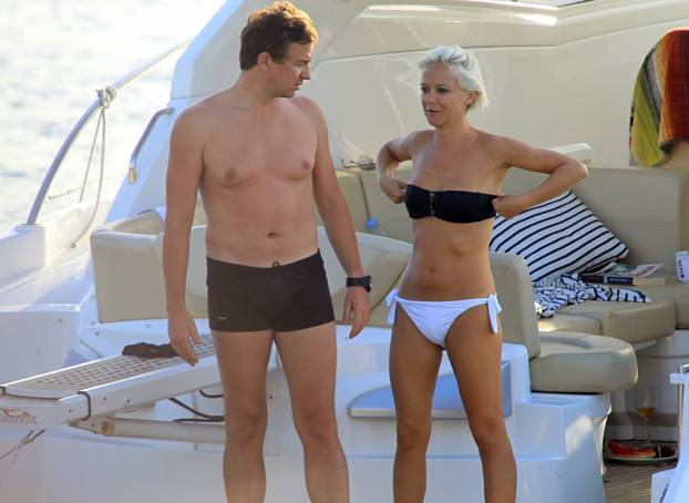 ARHIVA - Hvar, 2010. Maja Šuput i bivši de?ko Mario Kova?evi? mazili se na jahti