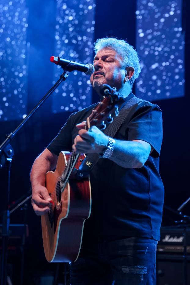 Frankfurt: Hrvatska noć u Suwag Energie Areni