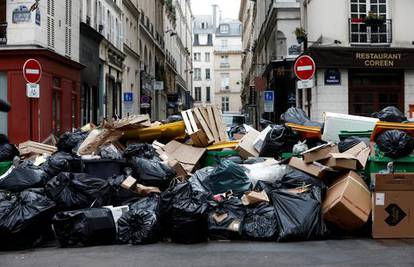 Štrajk u Francuskoj: Na pariškim ulicama čak 10.000 tona smeća