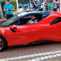 VIDEO Jurilice se pokazale na Lošinju: 'Mate, a di baš Ferrari?'