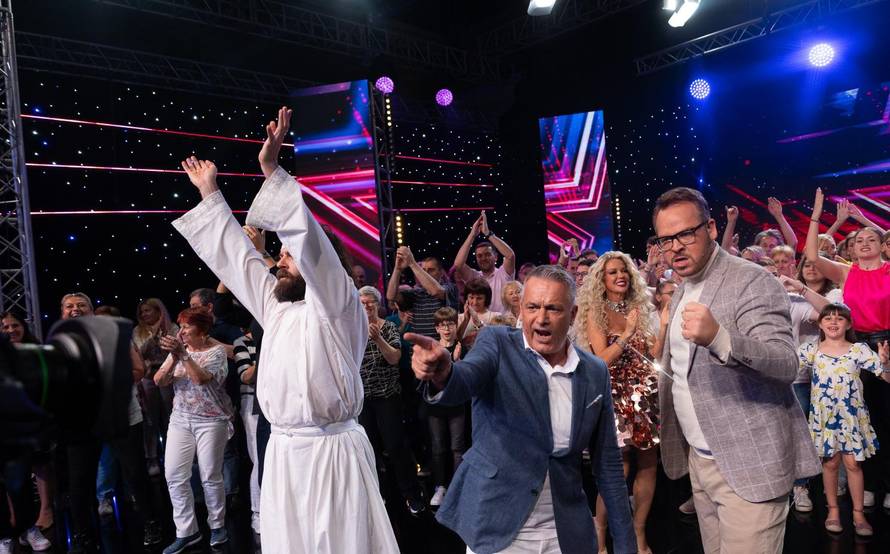 Fešta za pamćenje! August je s Fabijanom sve prisutne digao na noge, osim Martine Tomčić