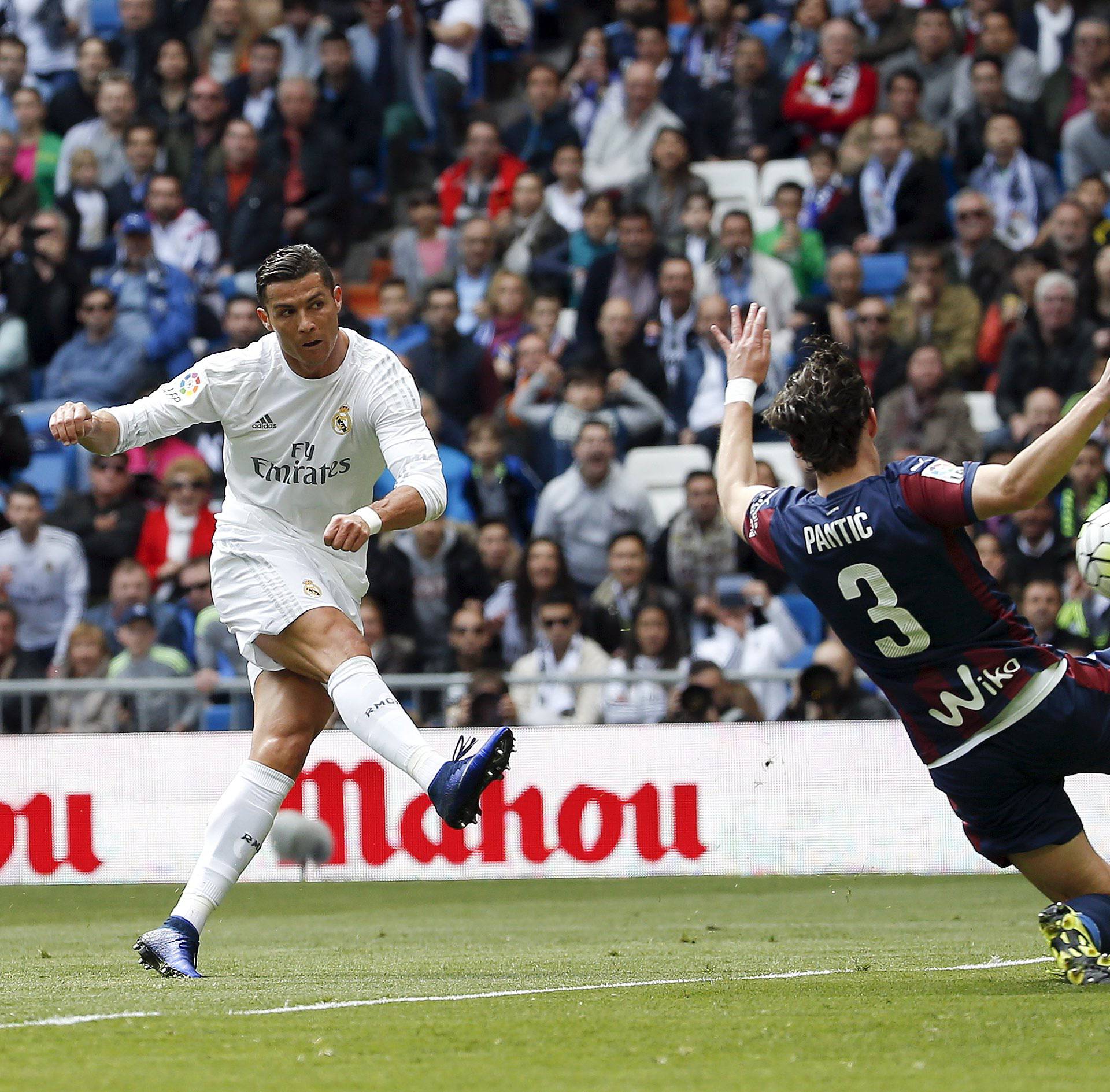 Football Soccer - Real Madrid v Eibar - Spanish Liga BBVA