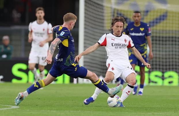 Serie A - Hellas Verona v AC Milan