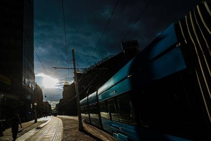 Tamni oblaci nadvili su se nad Zagreb i stvorili poseban ugođaj