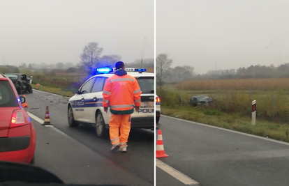 VIDEO Teška nesreća kod Svete Helene. Autom probio ogradu