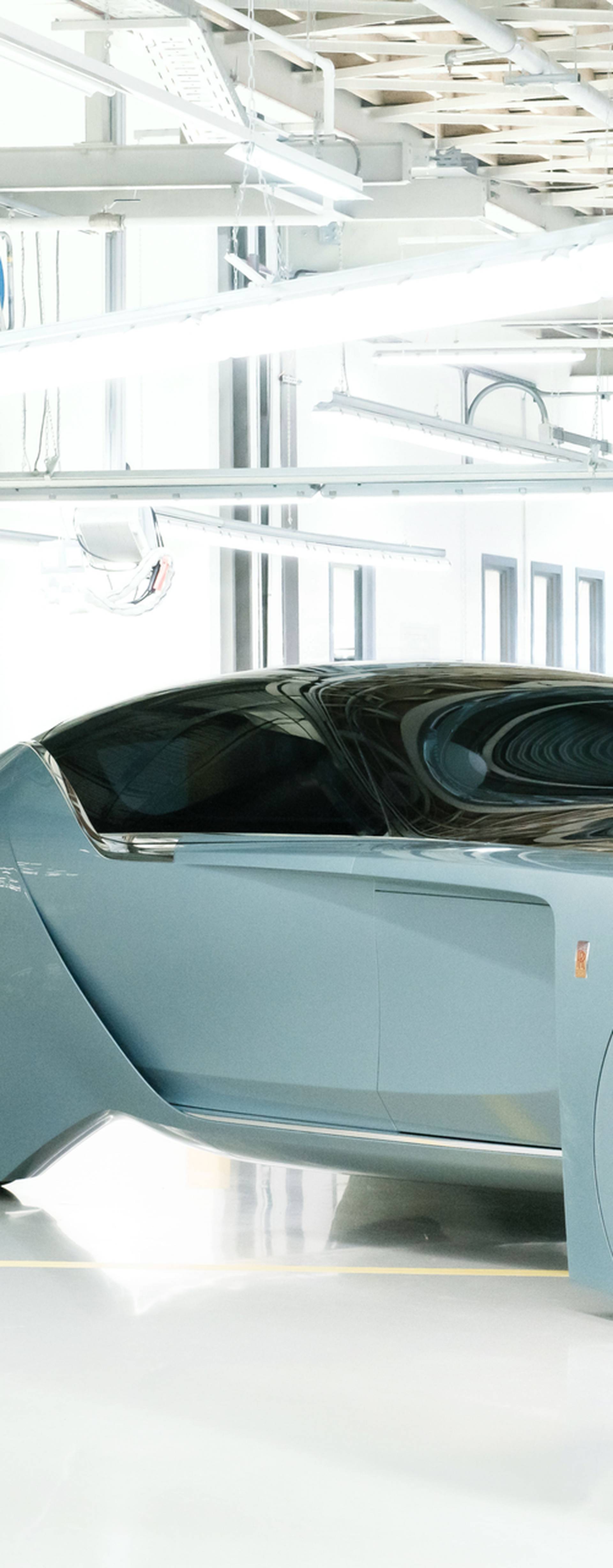 Ovo je Rolls-Royce budućnosti: Suludi auto po mjeri vozi sam