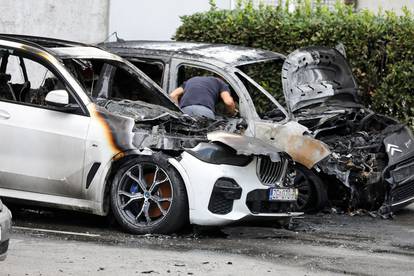 Policija uhitila dvojac koji  sumnjiče da su zapalili BMW poduzetnika na Maksimiru