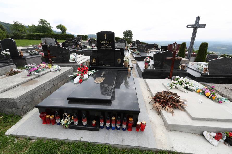 Obitelji Koradeovih žrtava: Ubojici spomenik, a nama bol