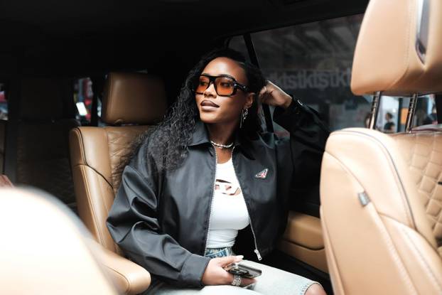 FOTO Arsenalovac osvojio njeno srce prije Premiershipa. Kupio i prsten koji vrijedi bogatstvo