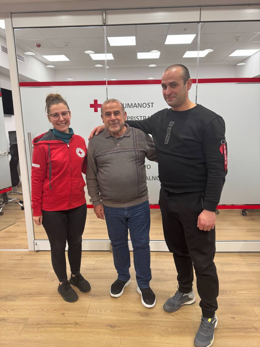 NEVJEROJATNA PRIČA Nakon 40 godina našao sina u Hrvatskoj! 'Bit će ovo najbolji Božić ikad'