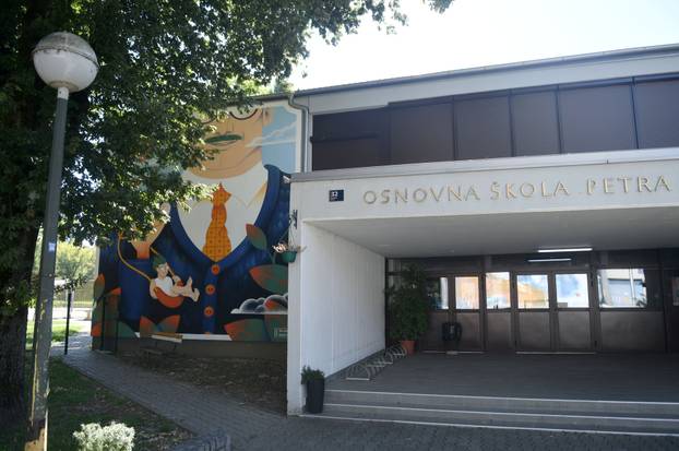 Zagreb: Mural umjetnice Tee Jurišić na OŠ Petra Preradovića