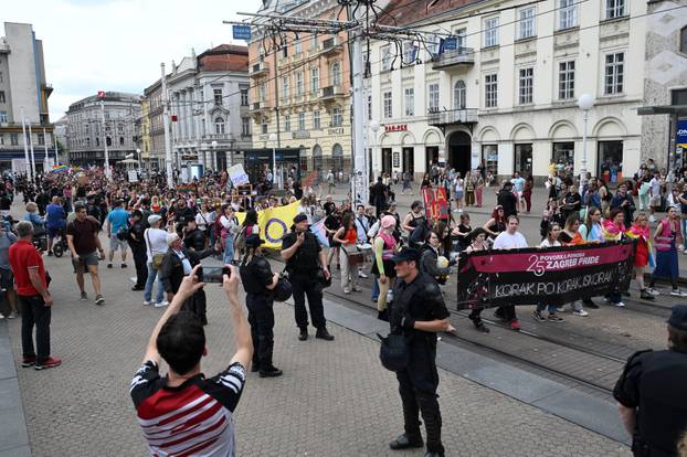 Zagreb: 25. Povorka ponosa LGBTIQ zajednice "Korak po korak, iskorak!"