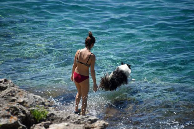 Pula: Velike vrućine potjerale sve na more